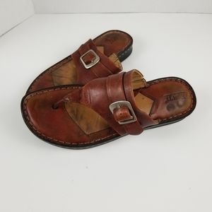 Mens leather Born sandals size9
